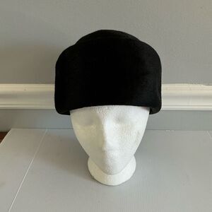 Vintage Trevi faux fur black hat size 22